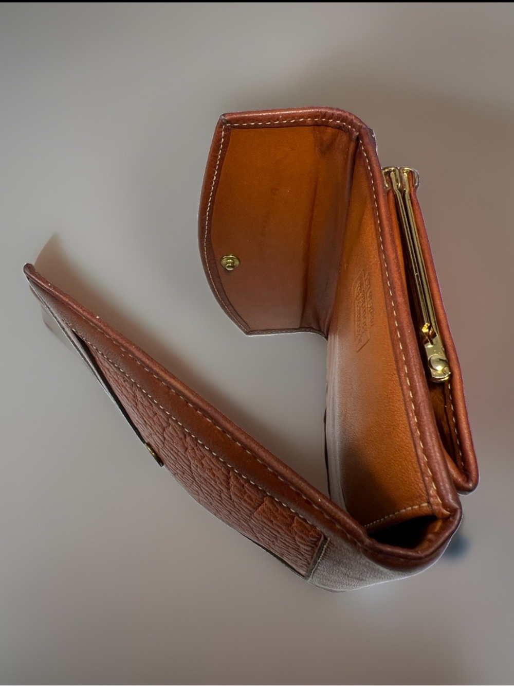 🦆 DOONEY & BOURKE PEBBLED AWL BRITISH TAN TRIFOLD KISSLOCK POUCH COIN VINTAGE - Picture 7 of 12
